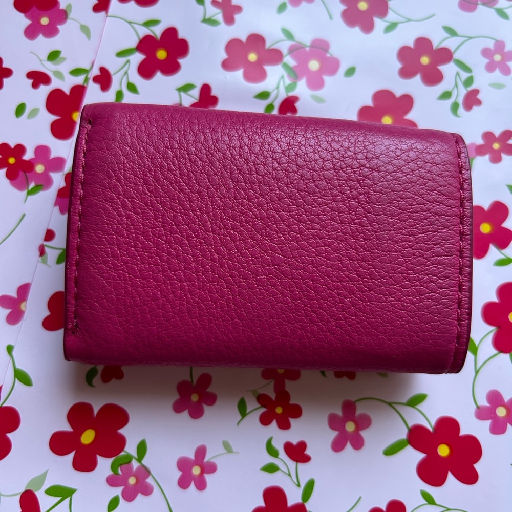 Marc Jacob’s pink leather mini compact wallet - Picture 9 of 13